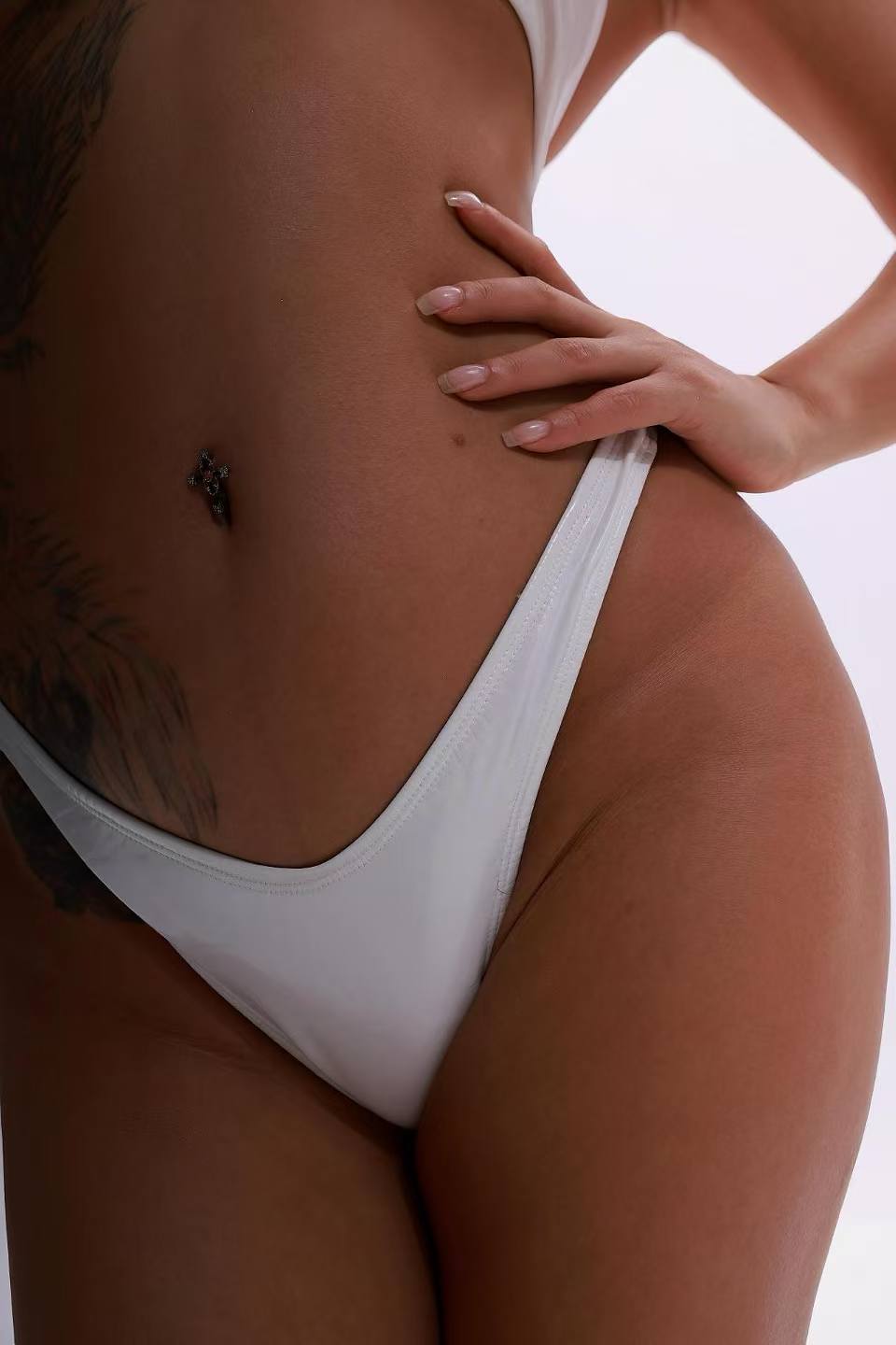 Bael and chelsea pearl white bottoms